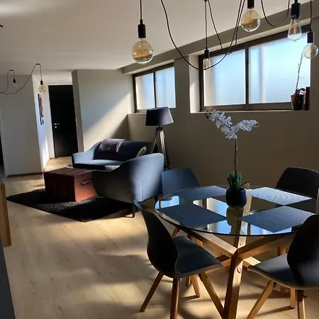 Atypique Gare Apartment *