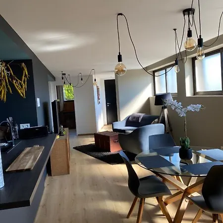 Atypique Gare Apartment *